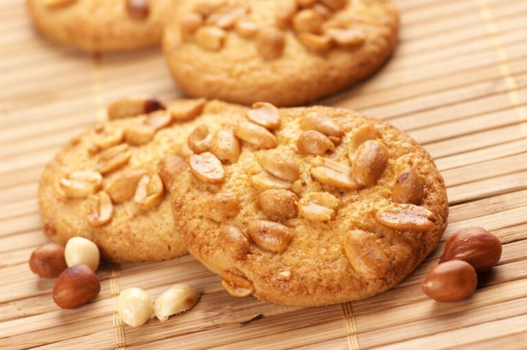 Peanut cookies recipe image