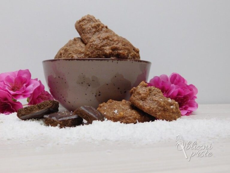 Coconut cookies recipe image