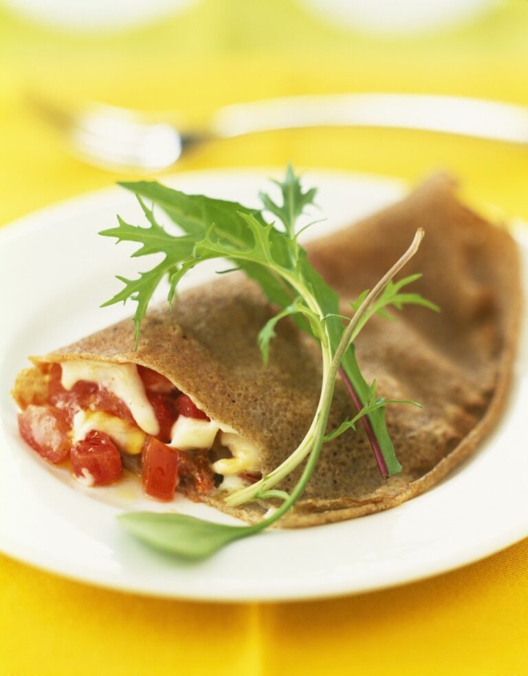 Buckwheat pancakes with Bolognese sauce recipe image