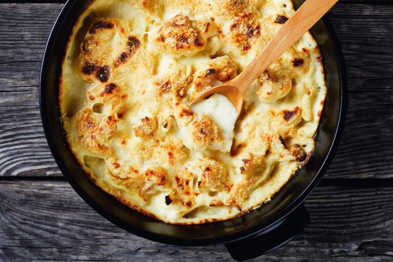 Baked Macaroni with Cauliflower recipe image